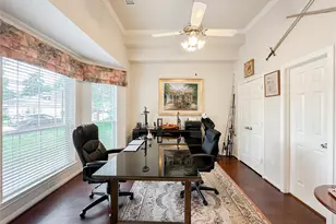 9402 Brentwood Lakes Cir, Spring, TX 77379 - Photo 10