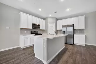187 Lucky Mnr Ln, La Porte, TX 77571 - Photo 12