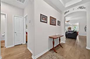 6207 Twin Fawns Dr, Conroe, TX 77303 - Photo 8