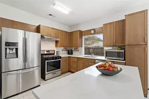 10054 Rio Bravo Rd, Houston, TX 77064 - Photo 14