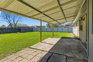 7118 Heron Dr, Houston, TX 77087 - Photo 36