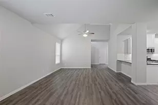 27126 Peaceful Cv Dr, Katy, TX 77493 - Photo 8