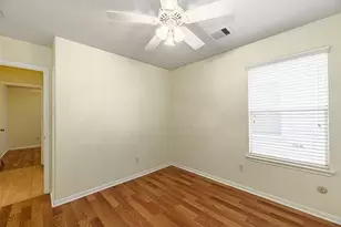 10834 Windfern Lakes St, Houston, TX 77064 - Photo 14