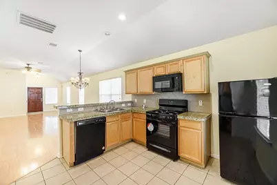 10834 Windfern Lakes Street, Houston, TX 77064 - Photo 8