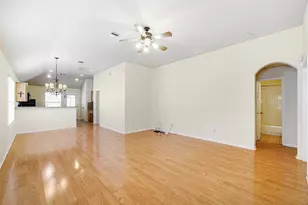 10834 Windfern Lakes St, Houston, TX 77064 - Photo 4
