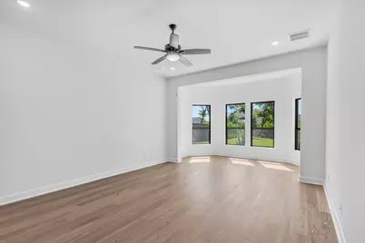 1918 Cathedral Bend Drive, Missouri City, TX 77459 - Photo 14