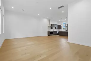 326 Eastwood St, Houston, TX 77011 - Photo 8