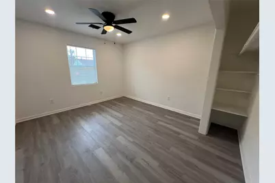 56 Trenwood Lane, Houston, TX 77022 - Photo 26