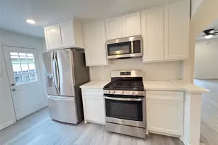 56 Trenwood Ln, Houston, TX 77022 - Photo 14