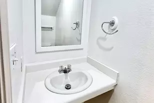 2110 Turner Dr, Houston, TX 77093 - Photo 10