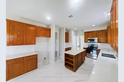 10102 Elder Mill Lane, Sugar Land, TX 77498 - Photo 10