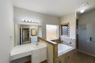 10102 Elder Mill Ln, Sugar Land, TX 77498 - Photo 20