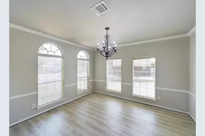 10102 Elder Mill Lane, Sugar Land, TX 77498 - Photo 8