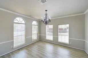 10102 Elder Mill Ln, Sugar Land, TX 77498 - Photo 8