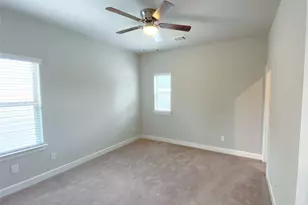 285 Woodland Hills Dr, Conroe, TX 77303 - Photo 6