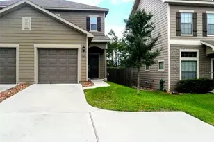 285 Woodland Hills Dr, Conroe, TX 77303 - Photo 2