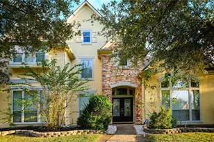 15127 Oldtown Bridge Ct, Sugar Land, TX 77498 - Photo 2