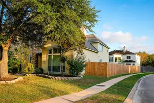 15127 Oldtown Bridge Ct, Sugar Land, TX 77498 - Photo 4