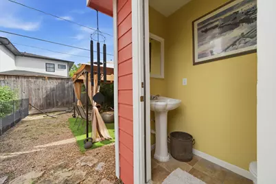 9910 Pine Lake Drive, Houston, TX 77055 - Photo 24