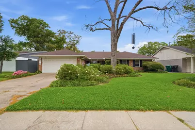 9910 Pine Lake Drive, Houston, TX 77055 - Photo 1