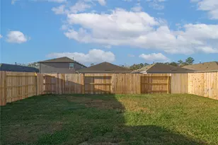 18068 Trepito Ave, New Caney, TX 77357 - Photo 16