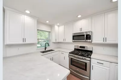 2506 Lively, Sugar Land, TX 77479 - Photo 6