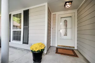 2506 Lively, Sugar Land, TX 77479 - Photo 2