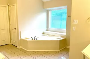 11010 Watson Mill Ct, Sugar Land, TX 77498 - Photo 10