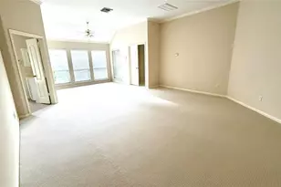 11010 Watson Mill Ct, Sugar Land, TX 77498 - Photo 4