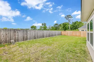 3015 King Oaks St, Baytown, TX 77251 - Photo 24