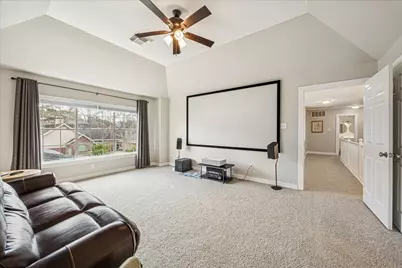 15910 Park Center Drive, Houston, TX 77059 - Photo 22