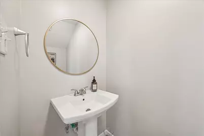 15910 Park Center Drive, Houston, TX 77059 - Photo 18