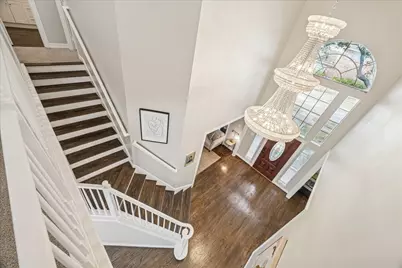 15910 Park Center Drive, Houston, TX 77059 - Photo 2