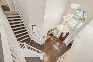 15910 Park Center Dr, Houston, TX 77059 - Photo 2