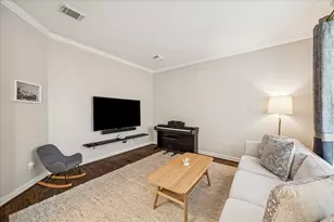 15910 Park Center Dr, Houston, TX 77059 - Photo 14