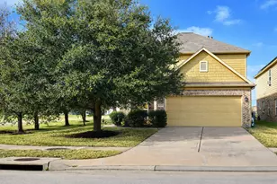 19211 Side Way, Tomball, TX 77375 - Photo 2
