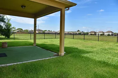 19211 Side Way, Tomball, TX 77375 - Photo 4