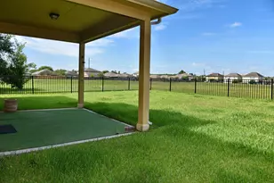 19211 Side Way, Tomball, TX 77375 - Photo 4