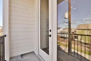 1020 W 15th 1/2 St, Houston, TX 77008 - Photo 20