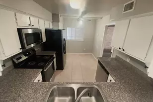 2210 Dorrington St, Houston, TX 77030 - Photo 6