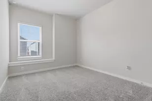 9946 Storehouse Dr, Houston, TX 77080 - Photo 18