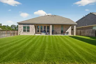 23426 Yaupon Hills Dr, New Caney, TX 77357 - Photo 16