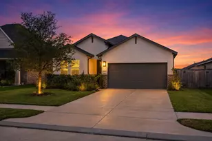 2195 Clements Shore Ln, La Porte, TX 77571 - Photo 1
