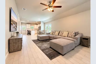 13313 Dalvay Beach Drive, Texas City, TX 77568 - Photo 2