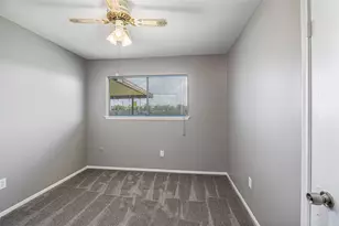 206 Kelly Ln, Baytown, TX 77521 - Photo 24