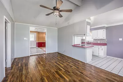 206 Kelly Lane, Baytown, TX 77521 - Photo 10