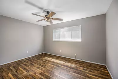206 Kelly Lane, Baytown, TX 77521 - Photo 20