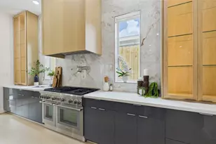 508 Willard St, Houston, TX 77006 - Photo 4