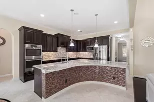 6011 Abercombie Ln, Sugar Land, TX 77479 - Photo 14