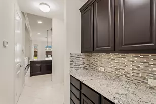 6011 Abercombie Ln, Sugar Land, TX 77479 - Photo 16